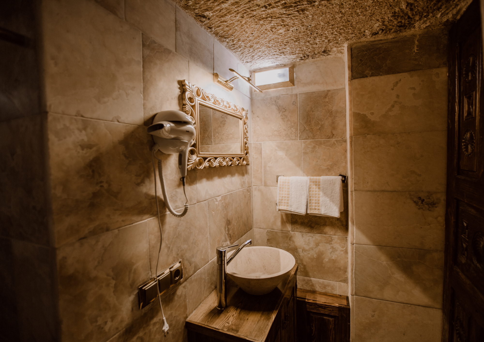 104-Suite-06
